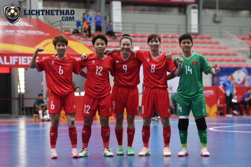 ĐT futsal nữ Việt Nam cũng tiến sát cơ hội dự VCk futsal World Cup 2025 (Ảnh: VFF)