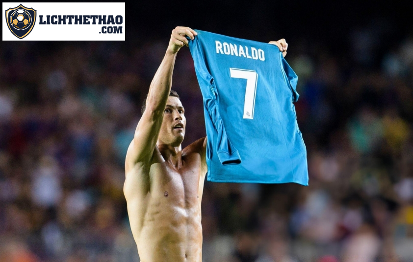 Ronaldo có màn ăn mừng đáng nhớ trong El Clasico