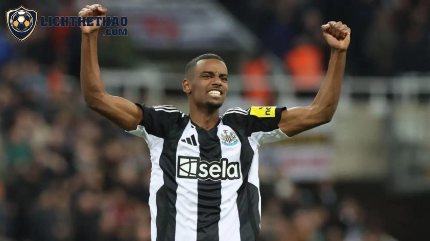 Alexander Isak là mục tiêu chất lượng của Arsenal. Ảnh: Getty